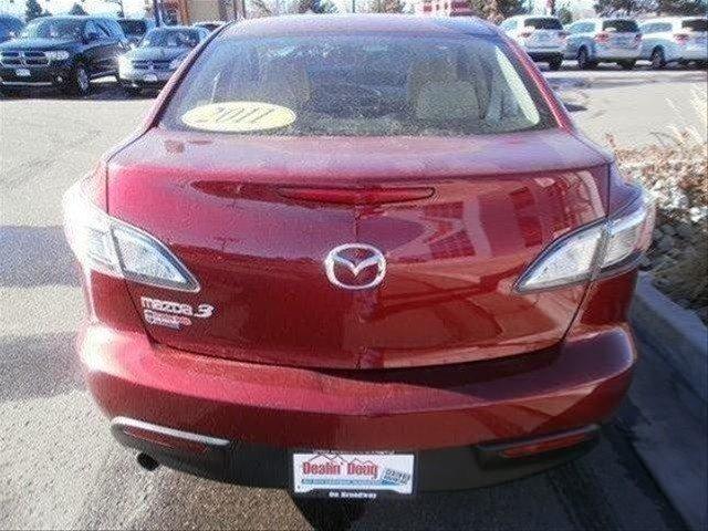 Mazda 3 2011 photo 3