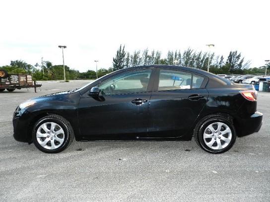 Mazda 3 2011 photo 5