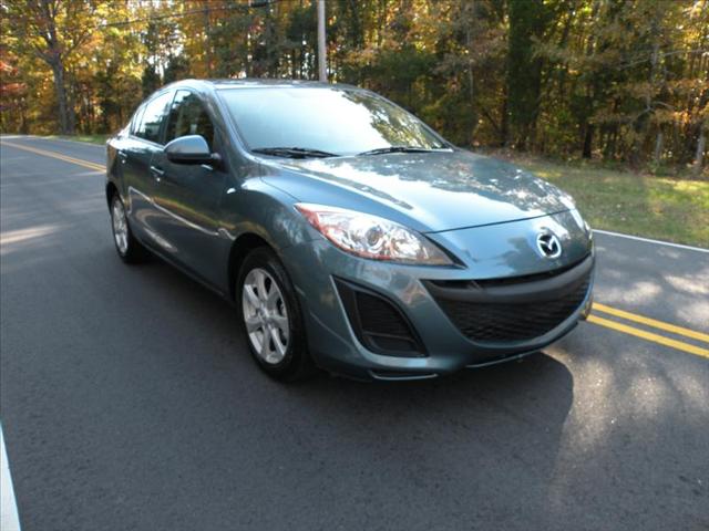 Mazda 3 2011 photo 2