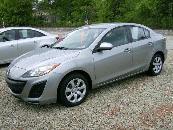 Mazda 3 2011 photo 2
