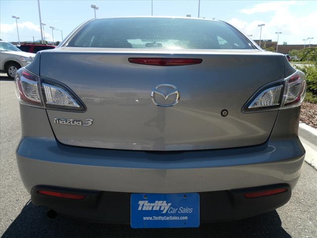 Mazda 3 2011 photo 3