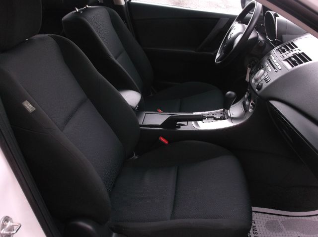 Mazda 3 2011 photo 27