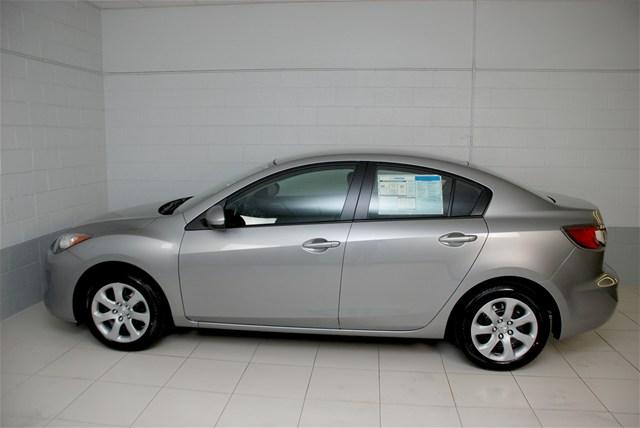 Mazda 3 2012 photo 3