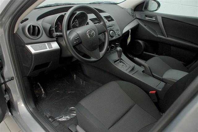 Mazda 3 2012 photo 4