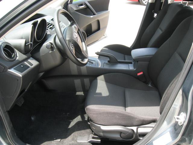 Mazda 3 2012 photo 2
