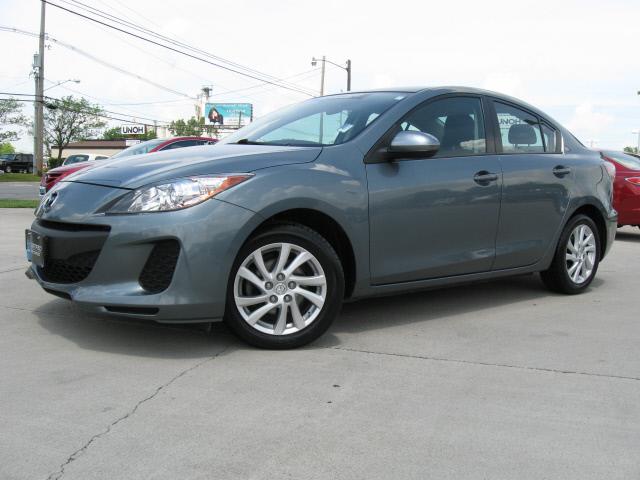 Mazda 3 2012 photo 4