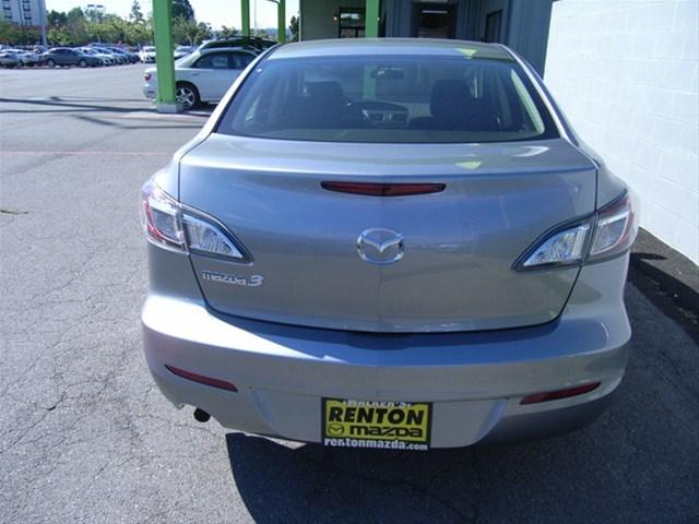 Mazda 3 2012 photo 2