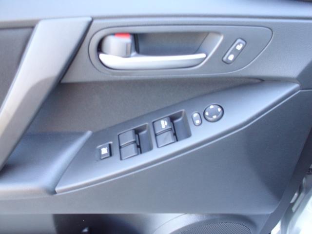 Mazda 3 2012 photo 2