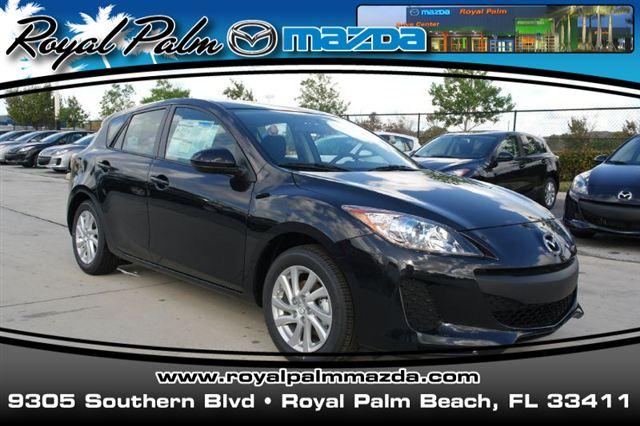 Mazda 3 4dr Sdn CE Auto (SE) Hatchback