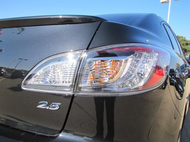 Mazda 3 2012 photo 1