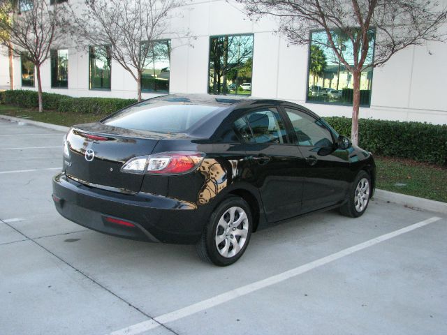 Mazda 3 2012 photo 11