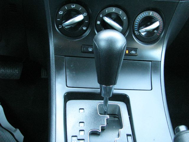 Mazda 3 2012 photo 2