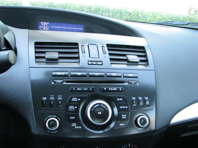 Mazda 3 2012 photo 30