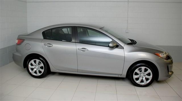 Mazda 3 2012 photo 1