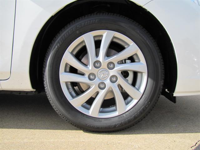 Mazda 3 2012 photo 3