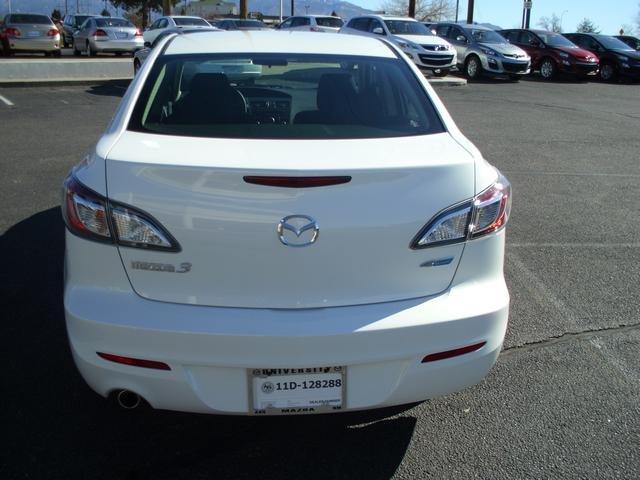 Mazda 3 2012 photo 3