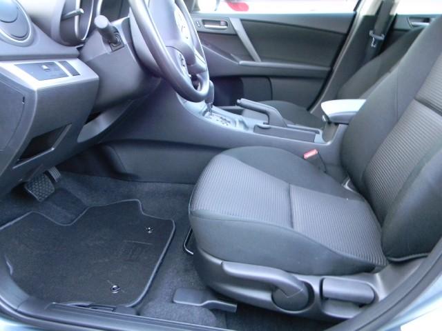 Mazda 3 2012 photo 2