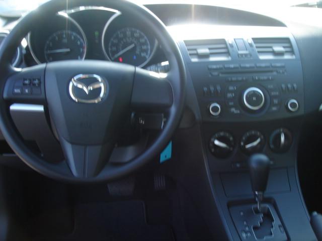 Mazda 3 2012 photo 1
