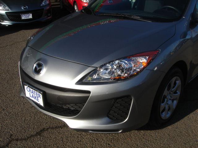 Mazda 3 2012 photo 4