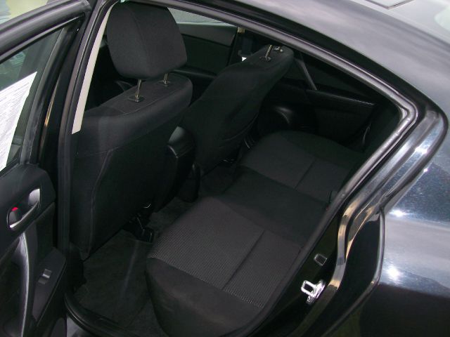Mazda 3 152579 Sedan