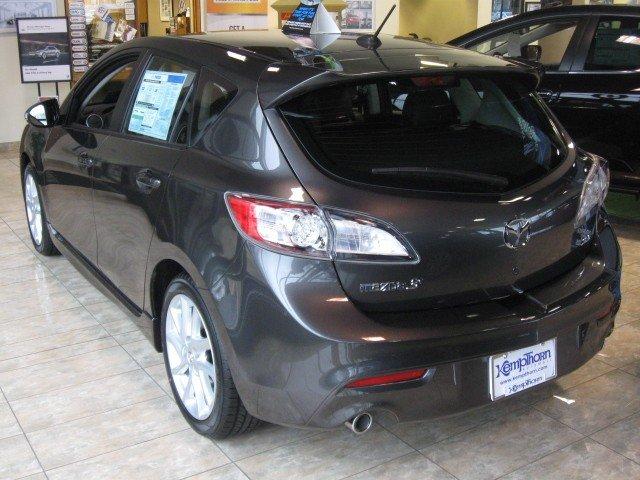 Mazda 3 2012 photo 3