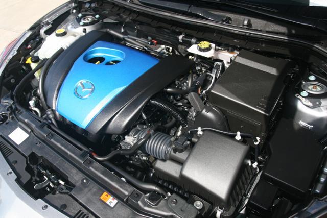 Mazda 3 2012 photo 18