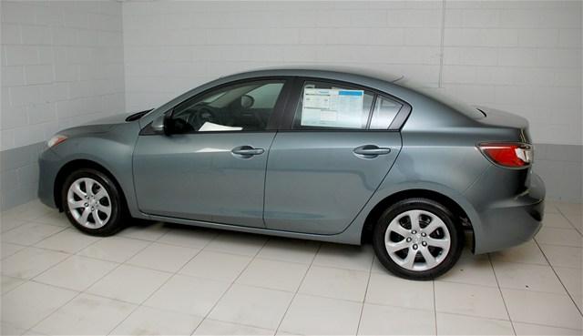 Mazda 3 2012 photo 3