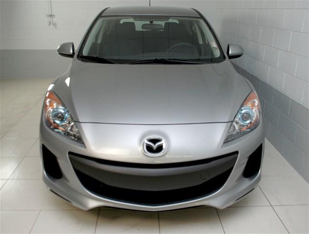 Mazda 3 2012 photo 2
