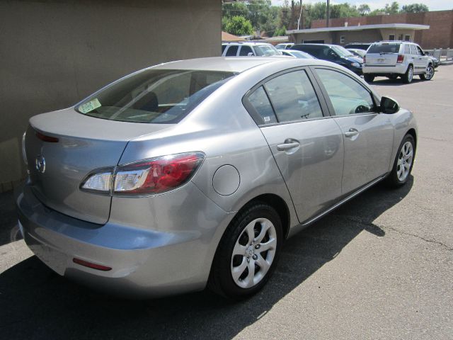 Mazda 3 2012 photo 3