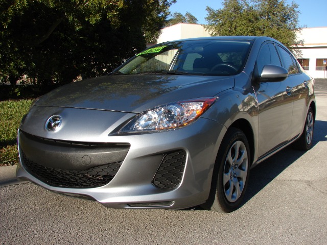 Mazda 3 2012 photo 2