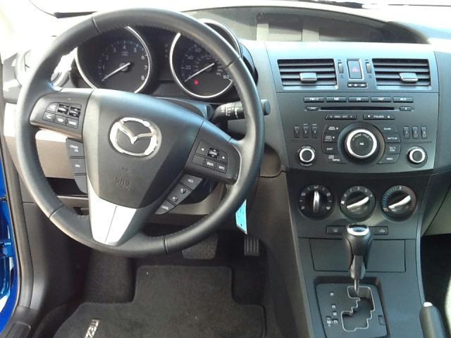 Mazda 3 2012 photo 12