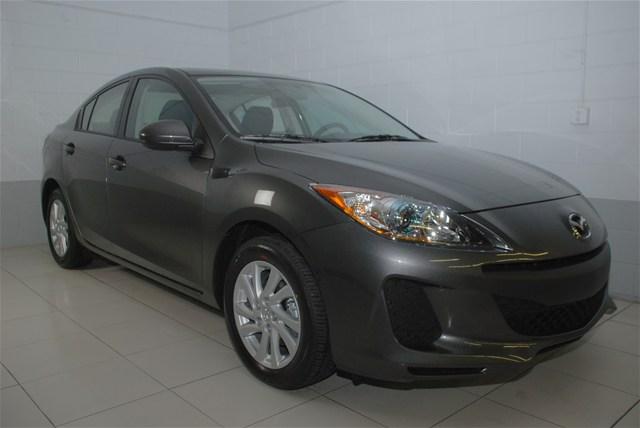 Mazda 3 Crew-short-slt-6.6l Diesel-cd/tape BOSE Sedan