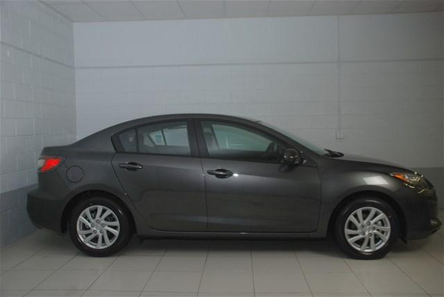 Mazda 3 2012 photo 1
