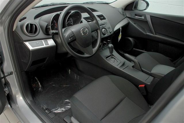 Mazda 3 2012 photo 4
