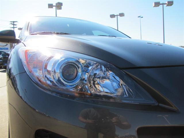 Mazda 3 2012 photo 2