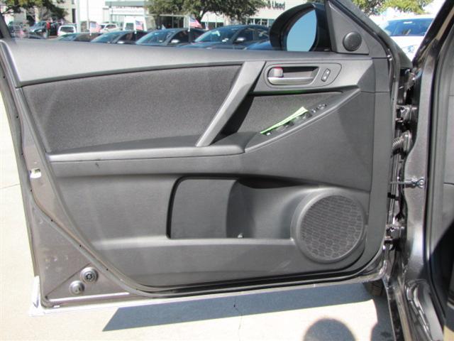 Mazda 3 2012 photo 4