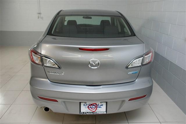 Mazda 3 2012 photo 5