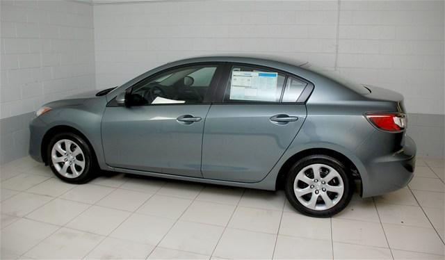 Mazda 3 2012 photo 3