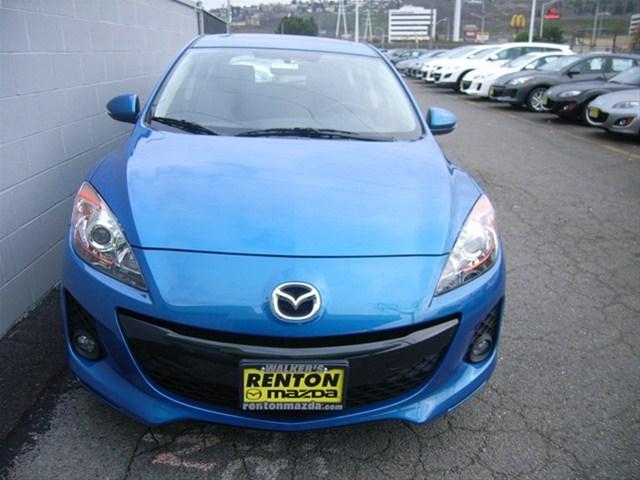 Mazda 3 Super CREW XLT 4X4 Hatchback