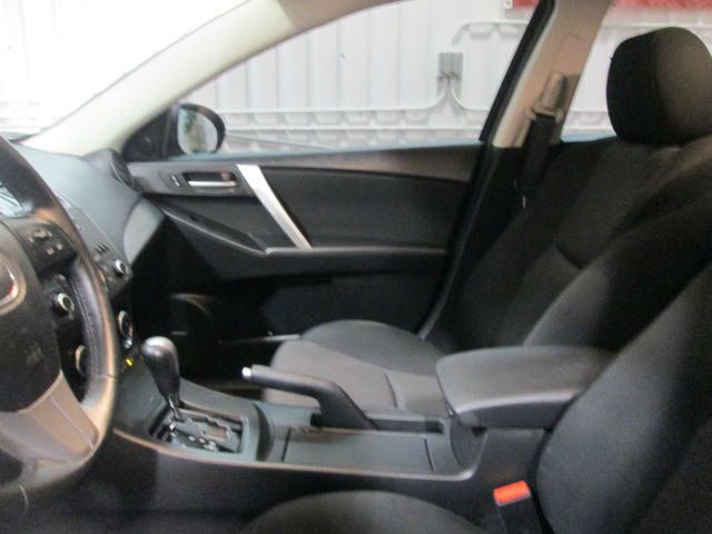 Mazda 3 2012 photo 2