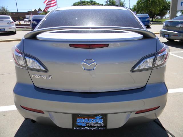 Mazda 3 2012 photo 1