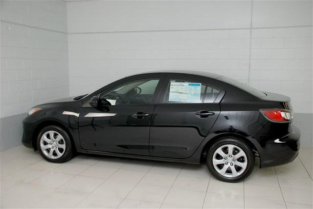 Mazda 3 2012 photo 2
