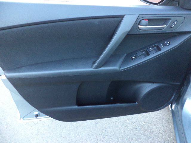 Mazda 3 2012 photo 1