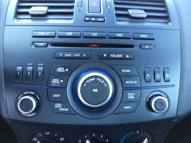 Mazda 3 2012 photo 3