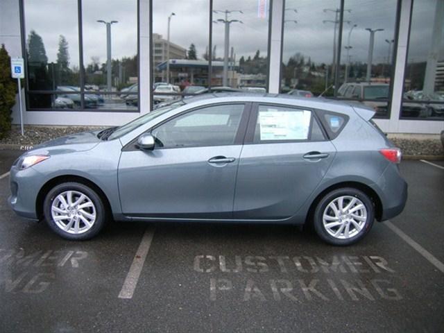 Mazda 3 Crew-short-slt-6.6l Diesel-cd/tape BOSE Hatchback