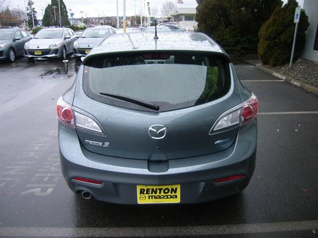 Mazda 3 2012 photo 1