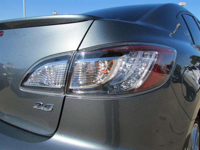 Mazda 3 ZX3 SE Sedan