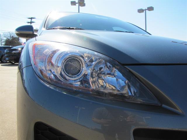 Mazda 3 2012 photo 2