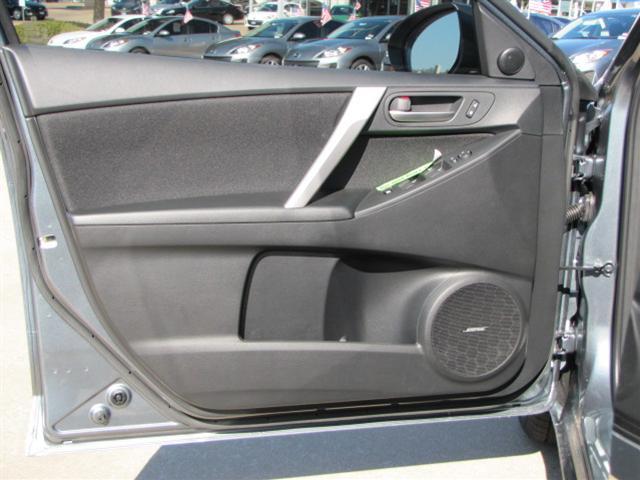 Mazda 3 2012 photo 4