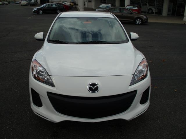 Mazda 3 2012 photo 1